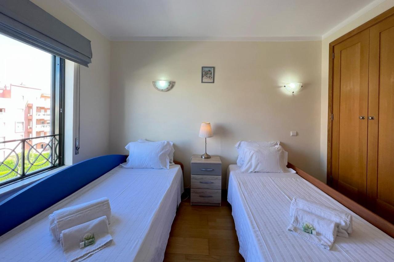 Apartment By The Beach With Parking And Wifi By Amcf Portimão Exterior foto
